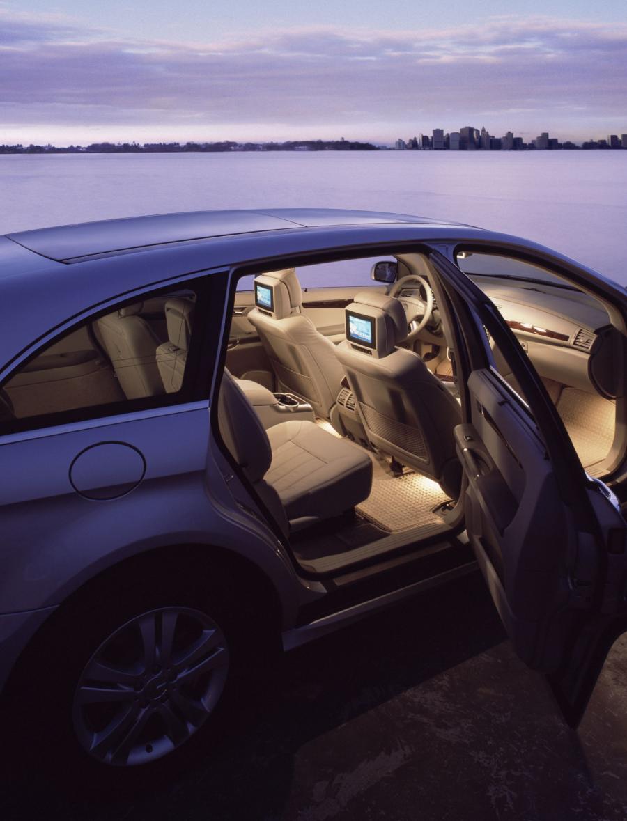  Mercedes-Benz R-Class 2006 года  (фото 295 из 331)